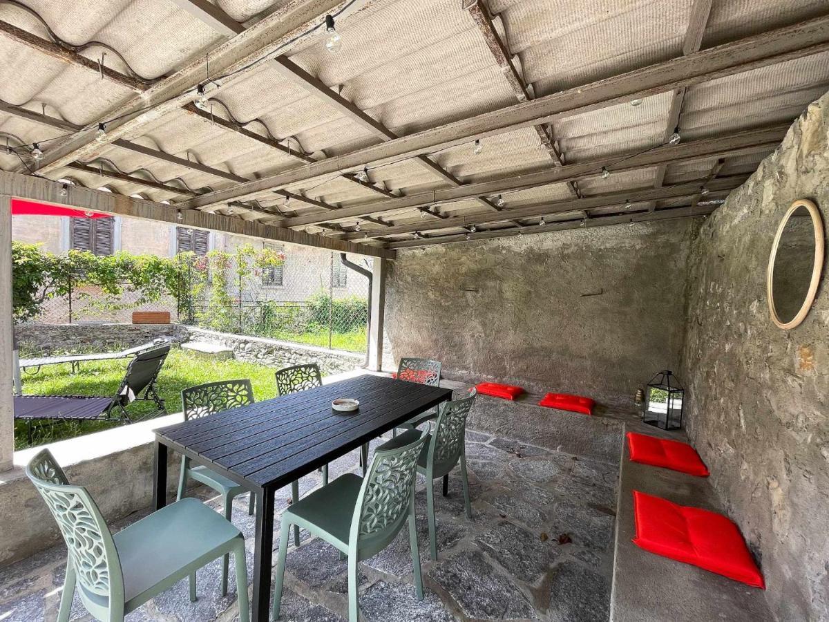 Il Convento Ancient Apartment With Private Garden Bellagio Exterior photo