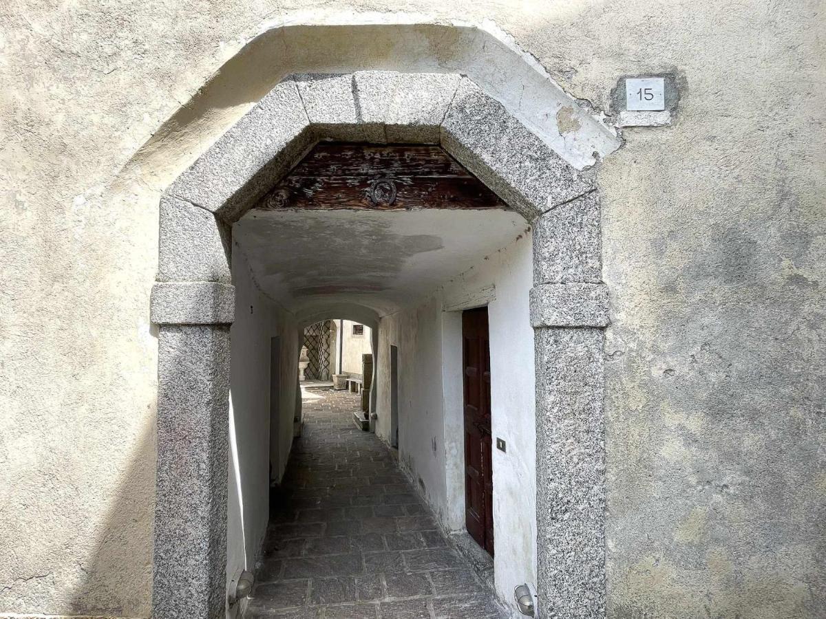 Il Convento Ancient Apartment With Private Garden Bellagio Exterior photo