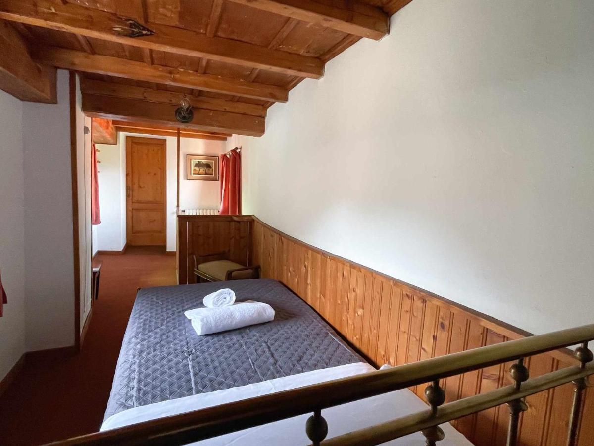 Il Convento Ancient Apartment With Private Garden Bellagio Exterior photo